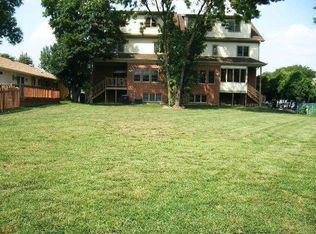 5528 Main St, Morton Grove, IL 60053