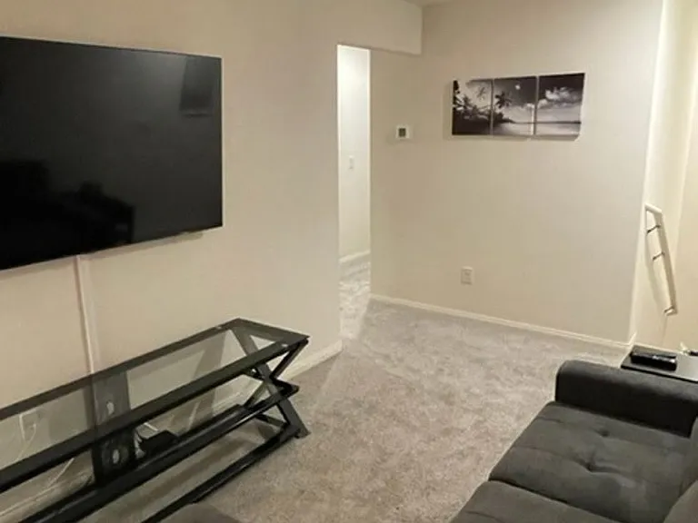 7005 Magenta Moon St — Photo 4