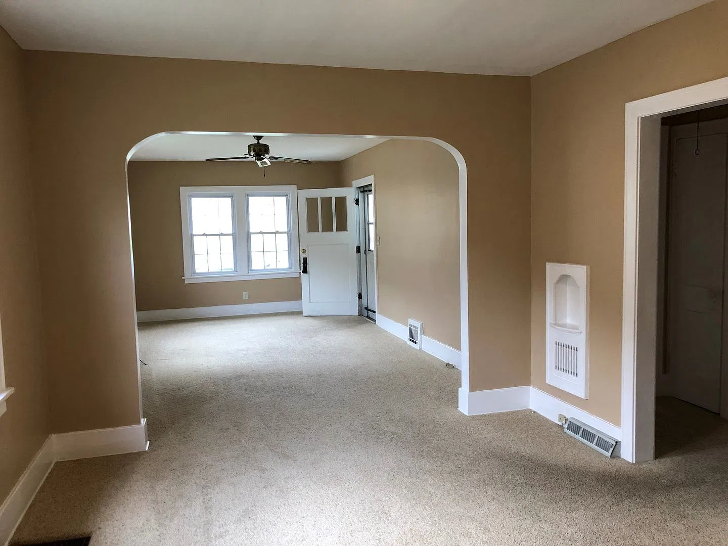 Charming 2-Bedroom Home with Basement & Backyard Storage — Photo 4