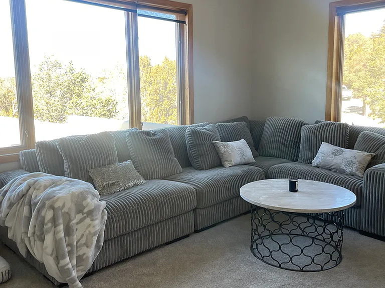 719 Juniper Dr — Photo 9