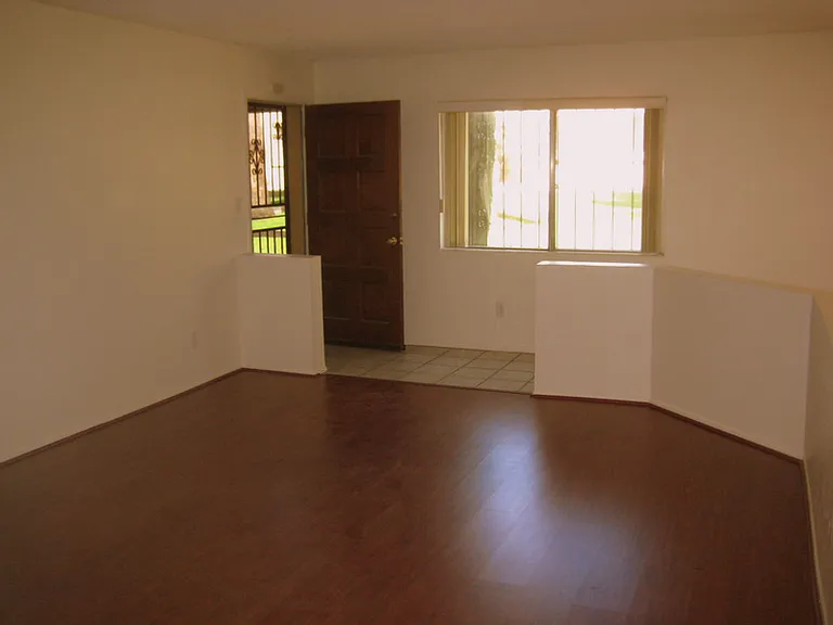 810 S Kolb Rd #19 — Photo 7
