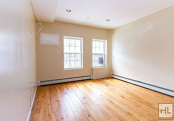2nd image of 655 De Kalb Ave #1A
