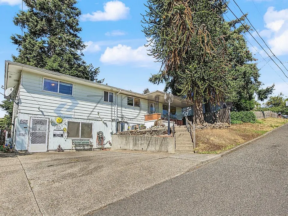5333 SE 97th Ave #UPPER