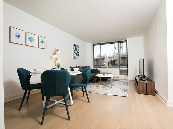 2nd image of 222 E 34th St APT 918