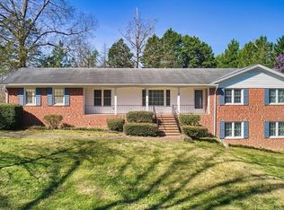 124 Simlin St, Robbins, NC 27325