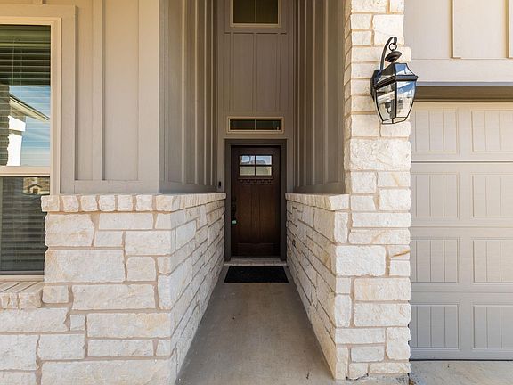 2nd image of 2812 Sebring Cir