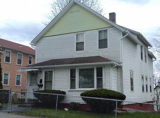 35 Esther St, Worcester, MA 01607