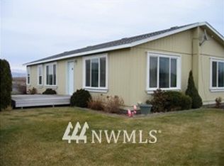 203 Olive Pl W, Mattawa, WA 99349