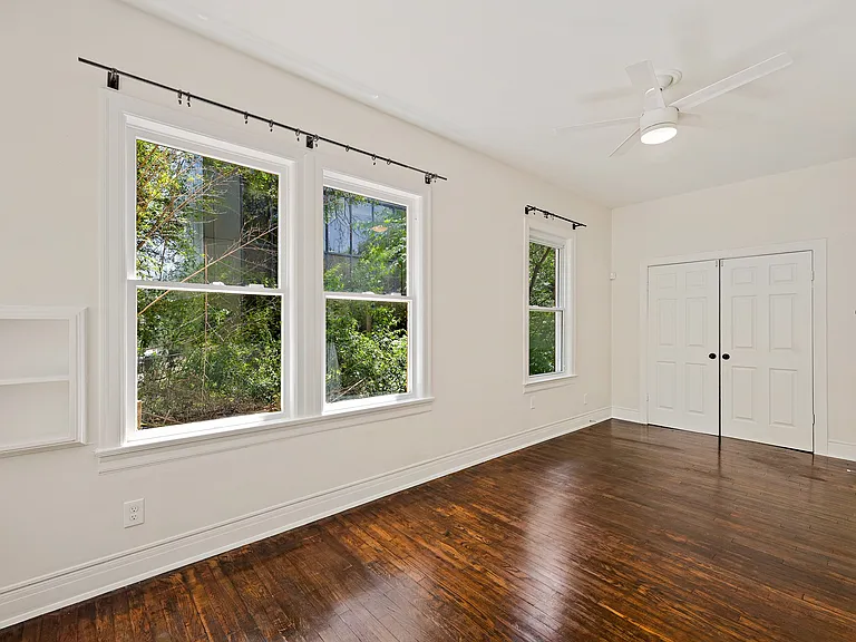2810 Pearl St — Photo 17