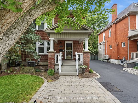 3rd image of 2116 Caroline St