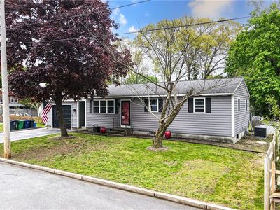 48 Plenty St, Warwick, RI, 02889
