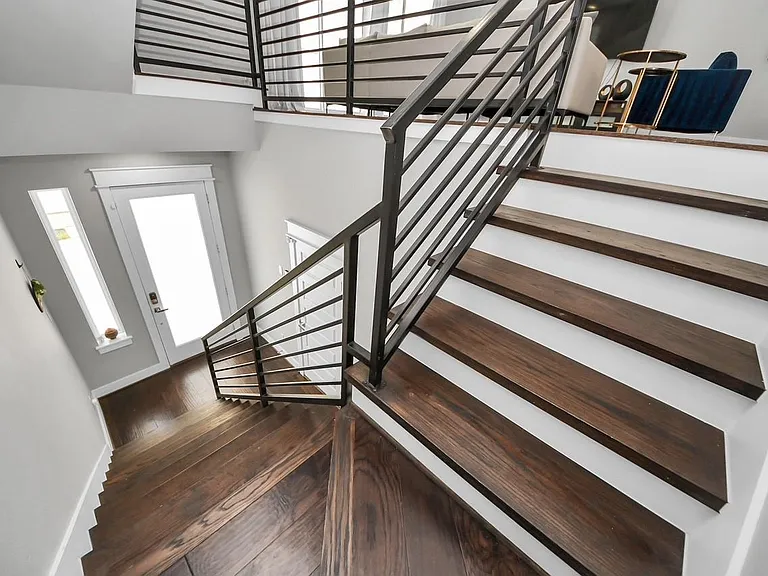 425 Gregg St — Photo 7