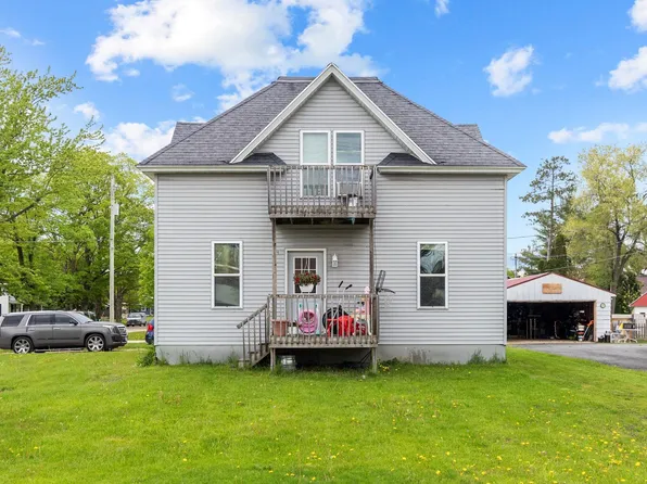 1113 Mill St, New London, WI 54961
