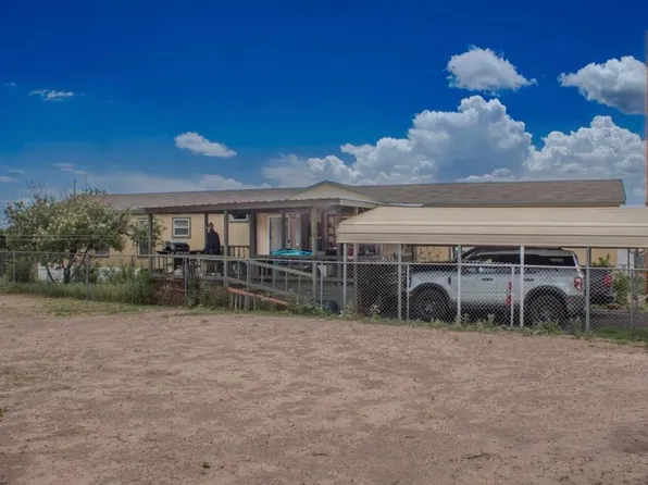 1106 E Washington St, Marfa, TX 79843