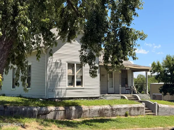 717 Jasper St, Joplin, MO 64801