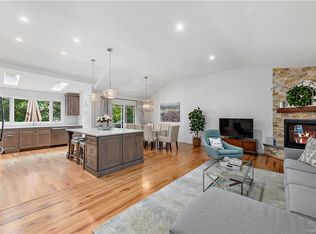 8 Fairlawn Pkwy, Rye Brook, NY 10573