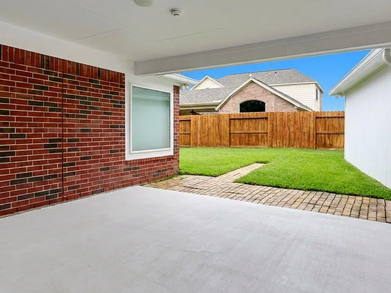 4514 Pebblestone Dr — Photo 27