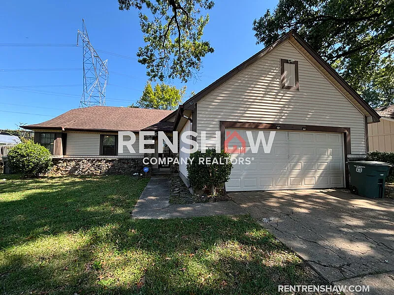 3 bed, 2.0 bath, 1330 sqft, $1,500 — Photo 1