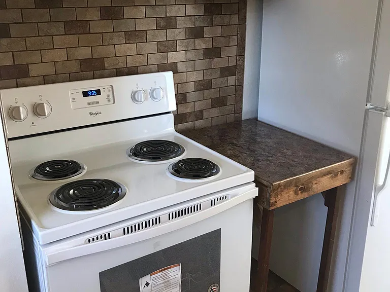 3427 E Euclid Ave — Photo 8