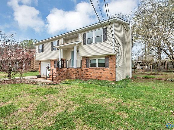 4th image of 4704 Whitehall Dr NW