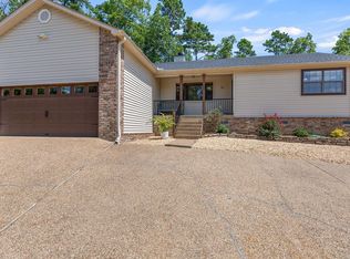 11 Atrayente Way, Hot Springs Village, AR 71909