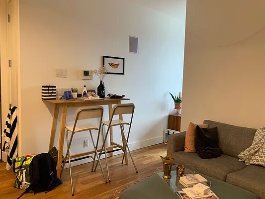 Rented by Rentopia | media 66