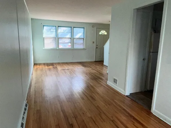 60 Farren Ave, New Haven, CT 06513