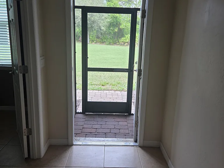 29631 Ontario Ct #29631 — Photo 14