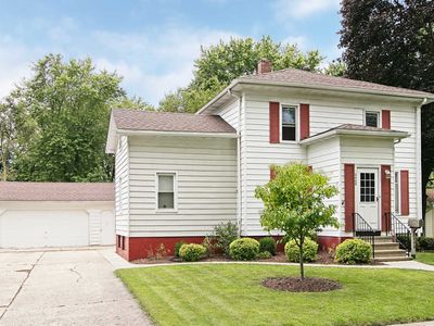 2408 Elizabeth Ave, Zion, IL, 60099