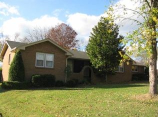 283 Old Shackle Island Rd, Hendersonville, TN 37075