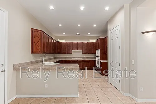 2417 N 142nd Ave Photo 1