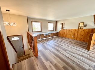 710 Jeannie Ln, Beloit, WI 53511