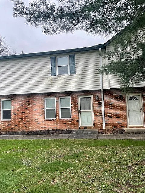 25 Oviatt Dr #5 photo 1