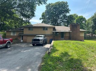 2808-10 N 64th Ter, Kansas City, KS 66104