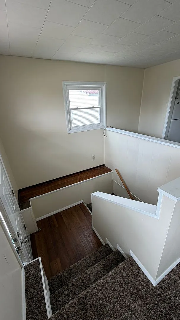 Must See.... 4 Bedroom Point Place Home....Drive By To Check It Out — Photo 3