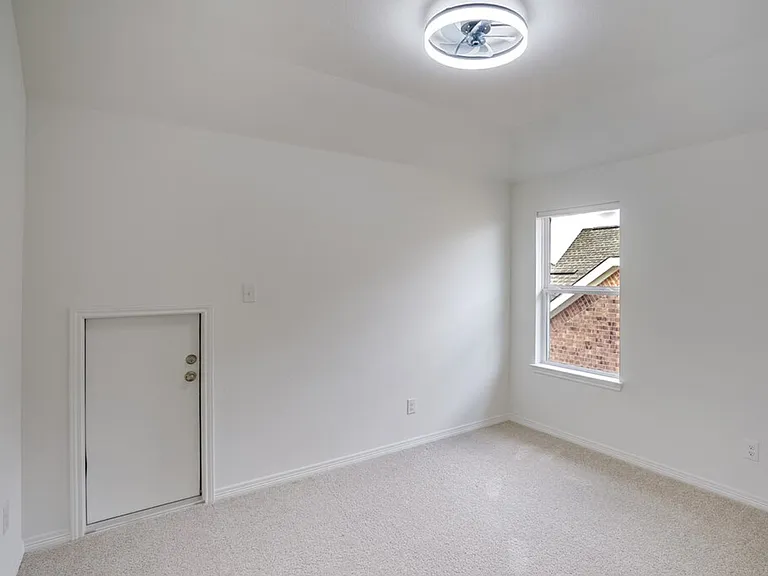 1132 Spring Gulch Ln — Photo 16