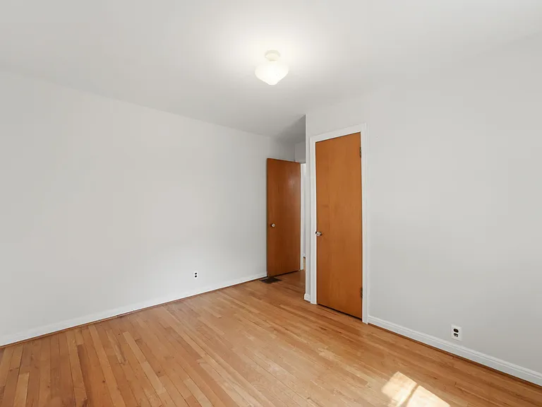 Bedroom #1