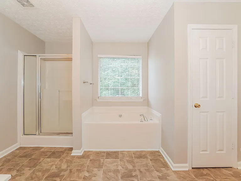 4142 Laurel Bend Ct — Photo 10