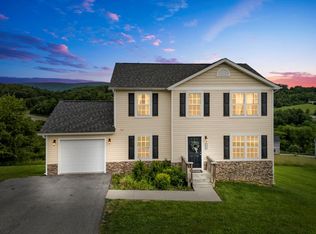 153 Prairie View Ln, Pembroke, VA 24136