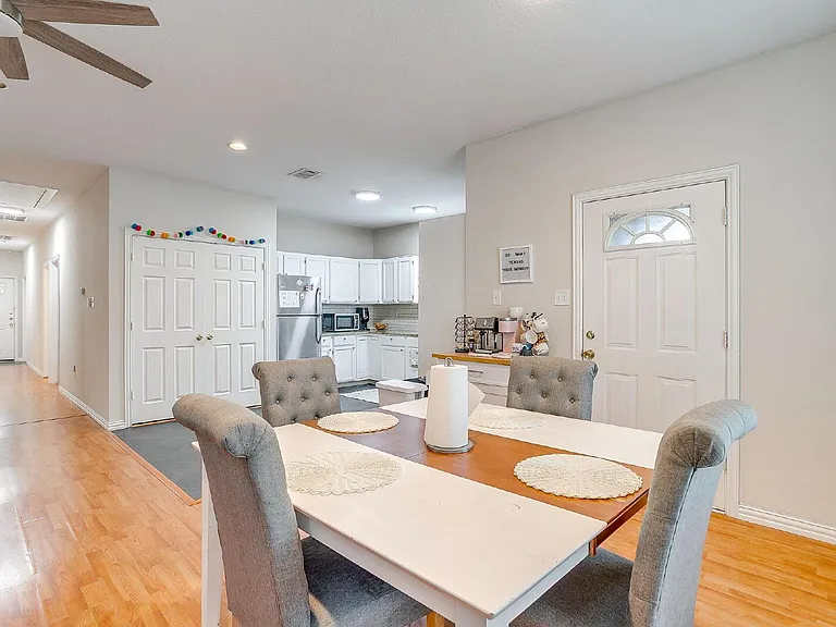 2700 McCart Ave — Photo 13
