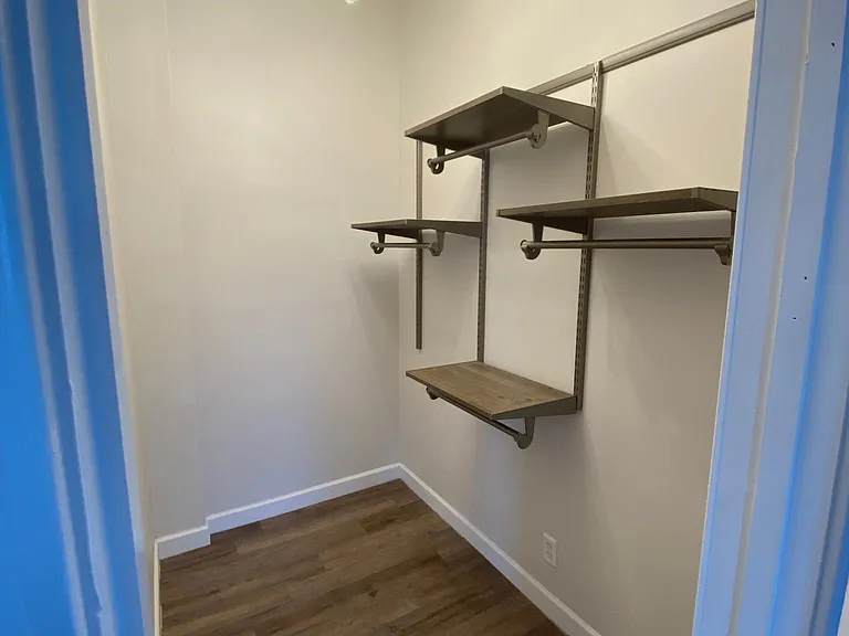 428 William St #1 — Photo 14