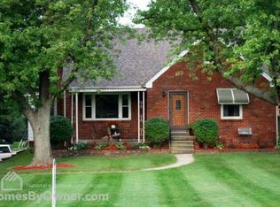 1340 S Lallendorf Rd, Oregon, OH 43616