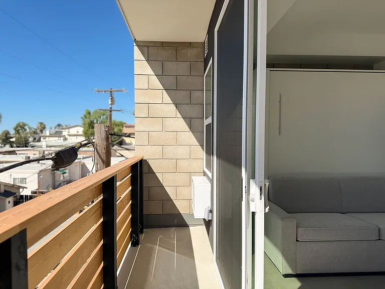 1520 Tyler House — Photo 50