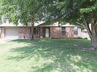 152 S Fenway Ave, Bartlesville, OK 74006