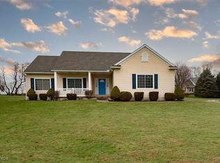 5653 Goodell Rd, Mantua, OH 44255