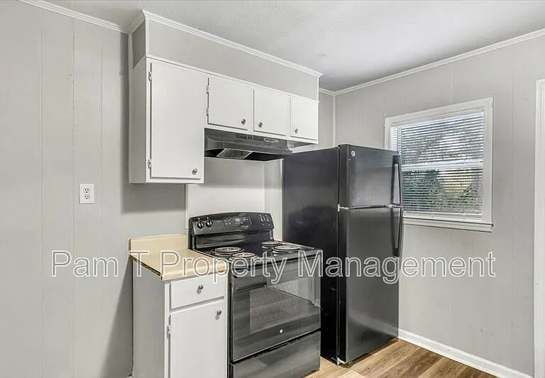 217 W 73rd St — Photo 10