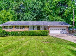 2458 Ridgeway Dr, Doraville, GA 30360