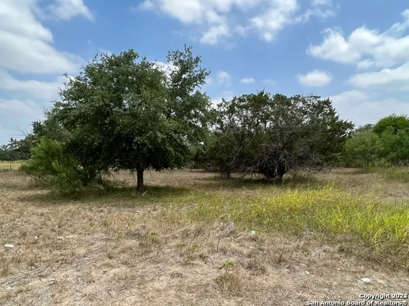 132 REMINGTON CT LOT 20, Bandera, TX 78003