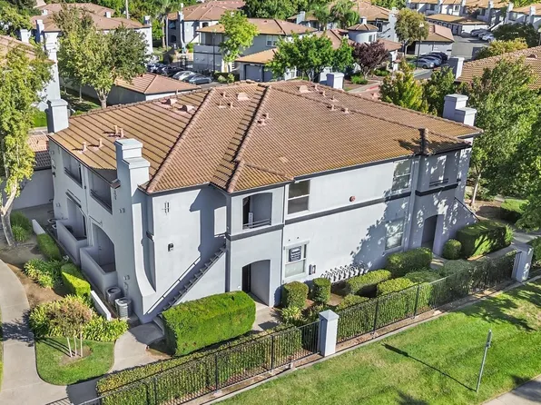 5201 Laguna Oaks Dr Unit 13, Elk Grove, CA 95758
