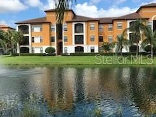 8325 38th Street Cir E Unit 102, Sarasota, FL 34243